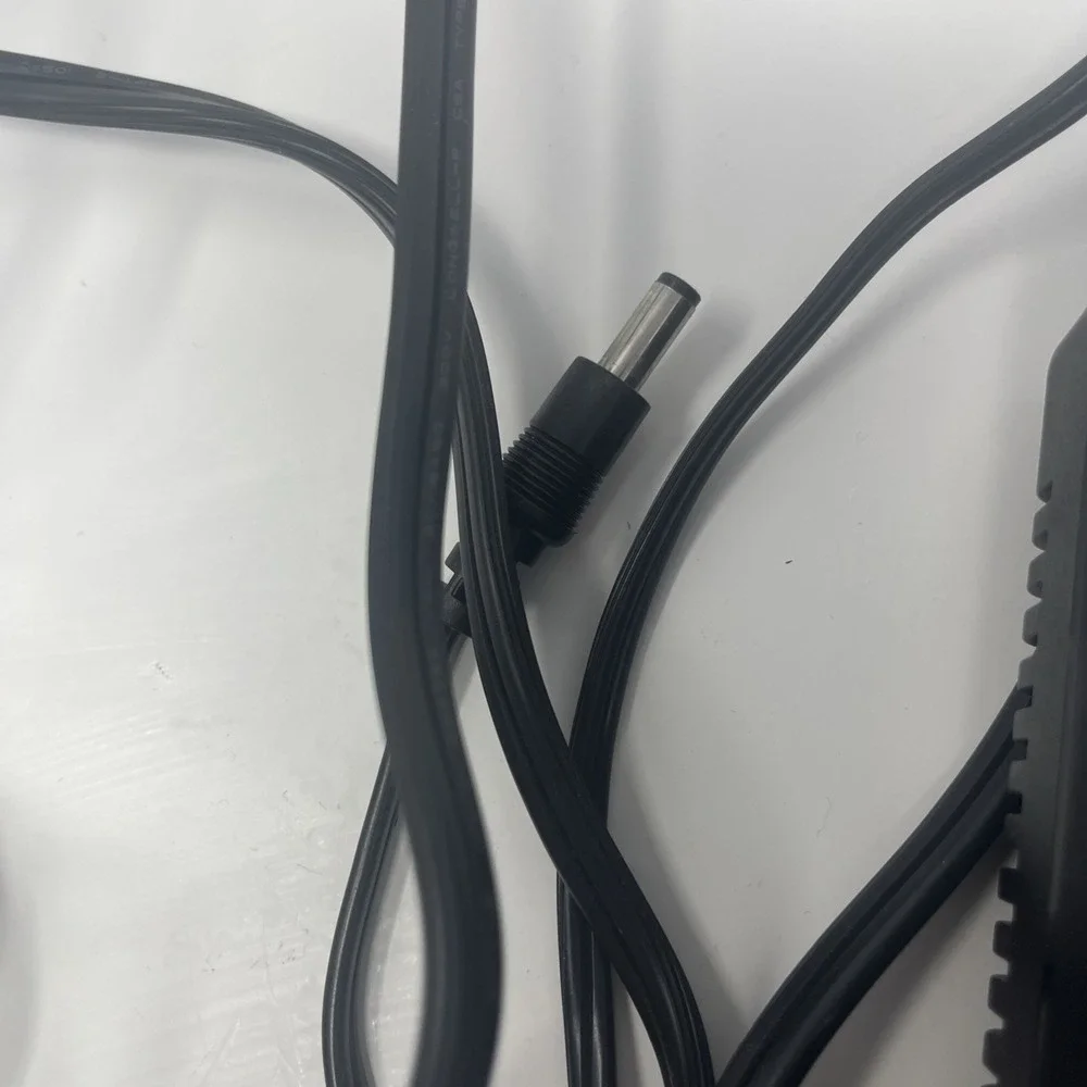 Mutec YA-5 AC DC Adaptor Power Supply for Yamaha Keyboards - 12V‎ 2 Amps